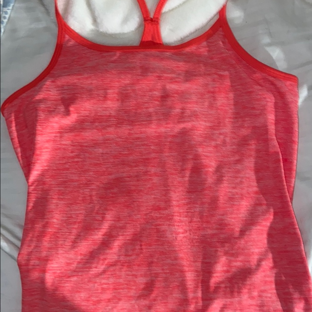 athletic tank top